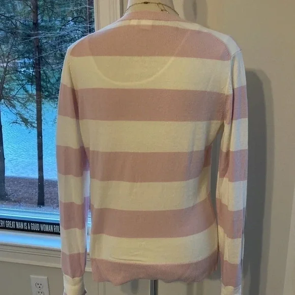 GAP LS Cardigan Sweater, Like New - Picture 5 of 7